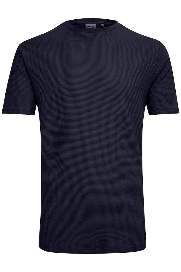 Tailored & Originals T-shirt Dark Sapphire – Shop Dark Sapphire T-shirt ...