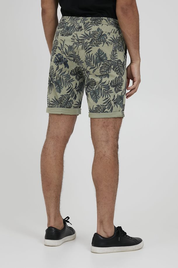 Blend He Shorts casual Oil Green – Shop Oil Green Shorts casual from ...